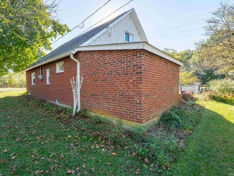 Tiny photo for 1100 E Taylor Street, Attica, IN 47918 (MLS # 202643636)