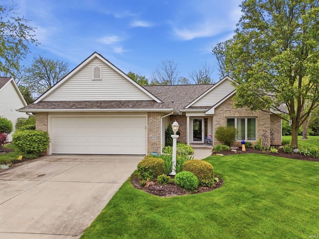 Photo of 9515 Colsons Hill, Fort Wayne, IN 46825 (MLS # 202617433)