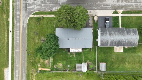 Tiny photo for 535 Twin Lakes Avenue, Monticello, IN 47960 (MLS # 202619918)