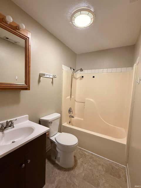 Tiny photo for 1906 N Apperson Way, Kokomo, IN 46901 (MLS # 202635310)