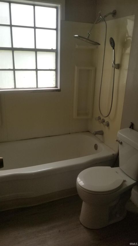 Tiny photo for 2004 Whitcomb Avenue, Lafayette, IN 47904 (MLS # 202628113)