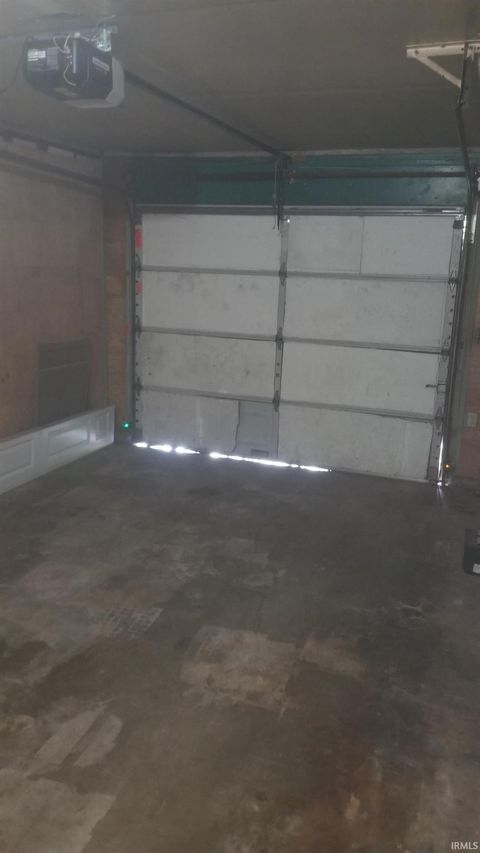 Tiny photo for 2004 Whitcomb Avenue, Lafayette, IN 47904 (MLS # 202628113)