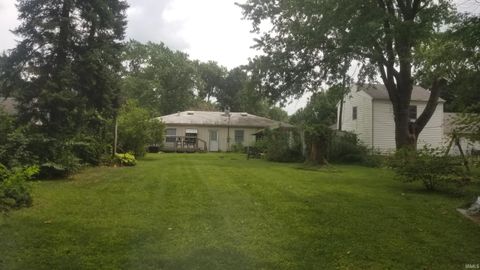 Tiny photo for 2004 Whitcomb Avenue, Lafayette, IN 47904 (MLS # 202628113)
