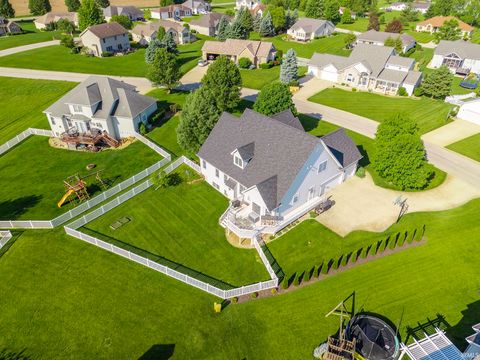 Tiny photo for 858 N PERSIMMON Drive, Warsaw, IN 46582 (MLS # 202619906)