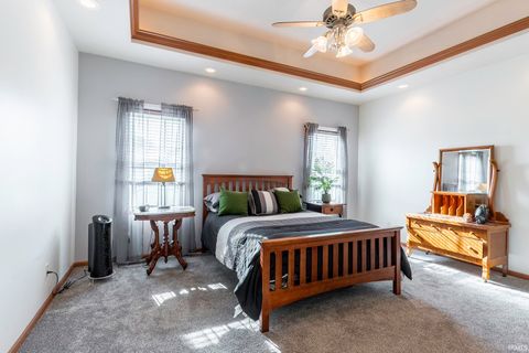 Tiny photo for 858 N PERSIMMON Drive, Warsaw, IN 46582 (MLS # 202619906)