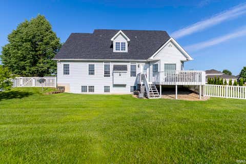 Tiny photo for 858 N PERSIMMON Drive, Warsaw, IN 46582 (MLS # 202619906)