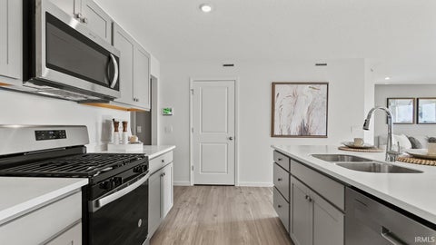 Tiny photo for 819 Catesby Court, Fort Wayne, IN 46818 (MLS # 202635180)