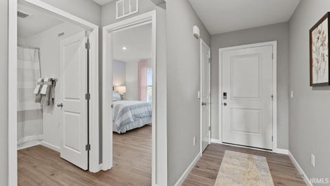 Tiny photo for 819 Catesby Court, Fort Wayne, IN 46818 (MLS # 202635180)