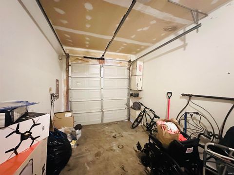 Tiny photo for 1009-1011 E Lawrence Street, Mishawaka, IN 46545 (MLS # 202612494)