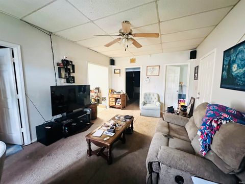 Tiny photo for 1009-1011 E Lawrence Street, Mishawaka, IN 46545 (MLS # 202612494)