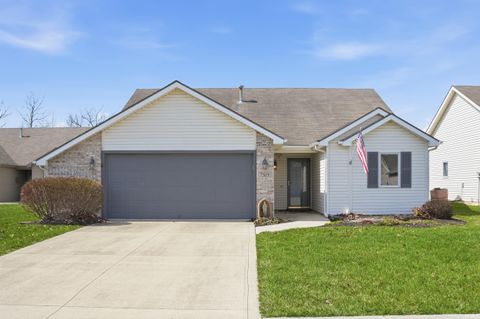 Photo of 7519 Bowlander Way, Fort Wayne, IN 46835 (MLS # 202610006)