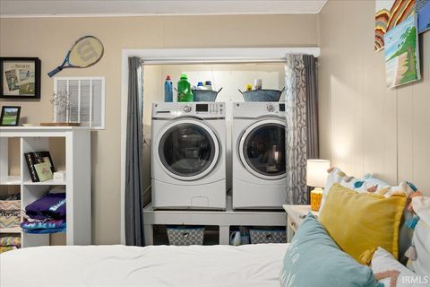 Tiny photo for 1039 Tulip Lane, Lafayette, IN 47904 (MLS # 202548715)