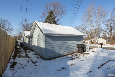 Tiny photo for 1039 Tulip Lane, Lafayette, IN 47904 (MLS # 202548715)