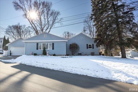 Tiny photo for 1039 Tulip Lane, Lafayette, IN 47904 (MLS # 202548715)