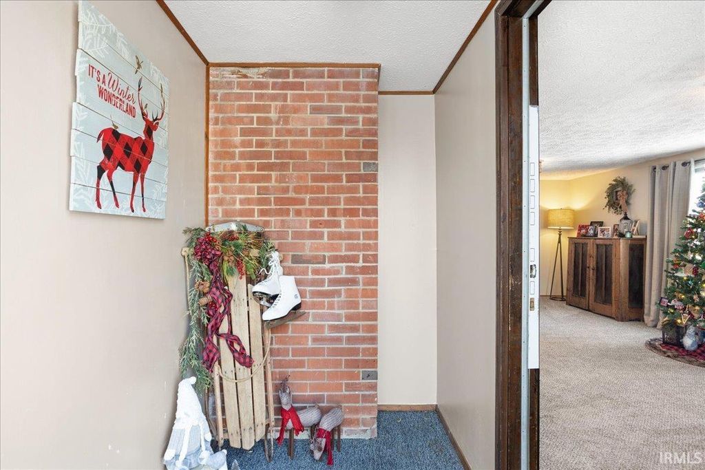 Photo of 1039 Tulip Lane, Lafayette, IN 47904 (MLS # 202548715)