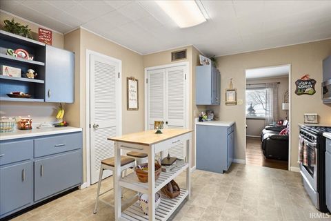 Tiny photo for 1039 Tulip Lane, Lafayette, IN 47904 (MLS # 202548715)