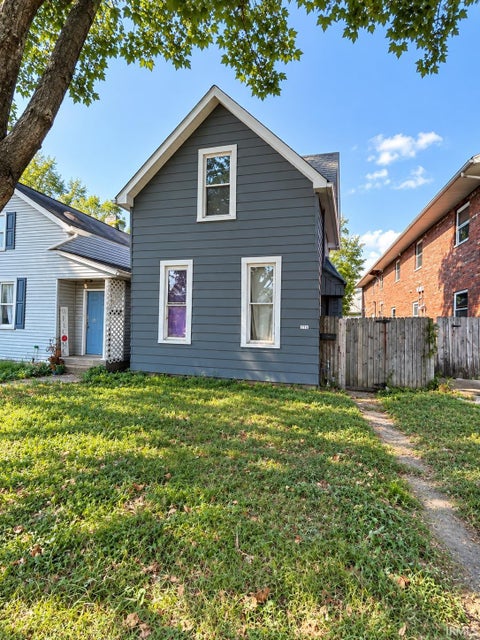 Photo of 216 E Maryland Street, Evansville, IN 47711 (MLS # 202637995)