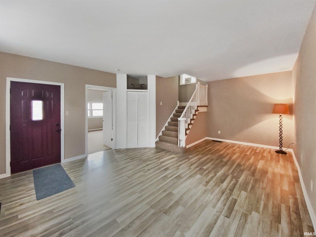 Photo of 2117 W Indiana Street, Evansville, IN 47712 (MLS # 202613628)