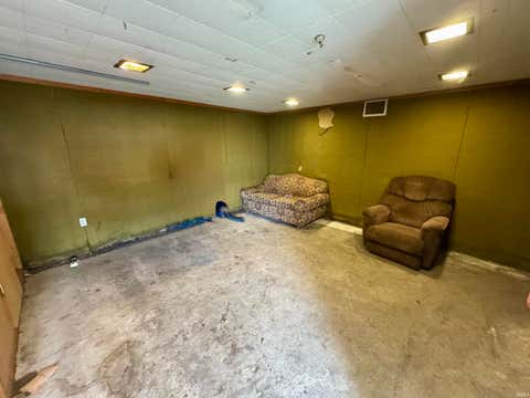 Tiny photo for 915 N Main Street, Evansville, IN 47708 (MLS # 202627740)