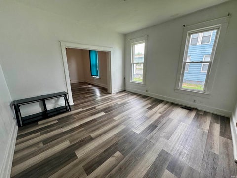 Tiny photo for 915 N Main Street, Evansville, IN 47708 (MLS # 202627740)