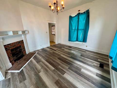 Tiny photo for 915 N Main Street, Evansville, IN 47708 (MLS # 202627740)
