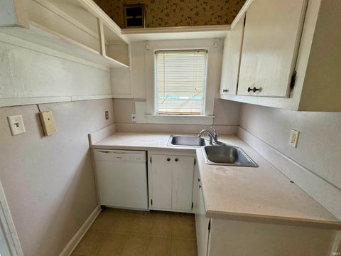 Tiny photo for 915 N Main Street, Evansville, IN 47708 (MLS # 202627740)