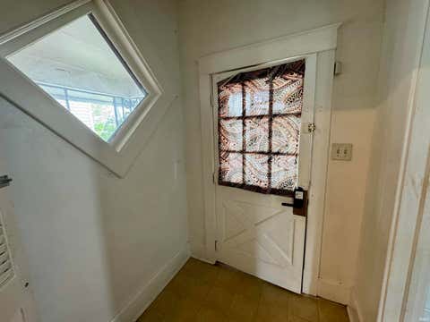 Tiny photo for 915 N Main Street, Evansville, IN 47708 (MLS # 202627740)