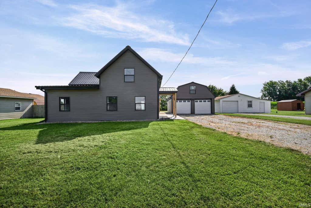 Photo of 3975 N Hamilton Rd Road, Mulberry, IN 46058 (MLS # 202632481)