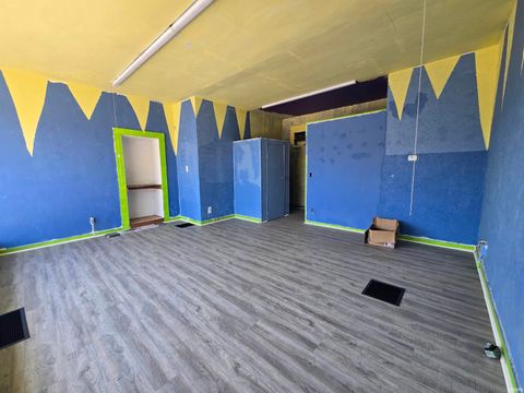 Tiny photo for 919-923 S Main Street, Kokomo, IN 46901 (MLS # 202609956)