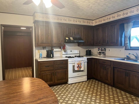 Tiny photo for 120 W North Street, Dunkirk, IN 47336 (MLS # 202638896)