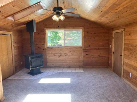 Tiny photo for 441 Oak Street, Lynnville, IN 47619 (MLS # 202618323)
