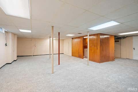 Tiny photo for 703 Grove Avenue, Kokomo, IN 46902 (MLS # 202634441)