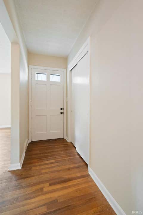 Tiny photo for 703 Grove Avenue, Kokomo, IN 46902 (MLS # 202634441)