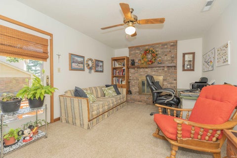 Tiny photo for 5635 Oak Ridge Drive, Evansville, IN 47711 (MLS # 202632025)