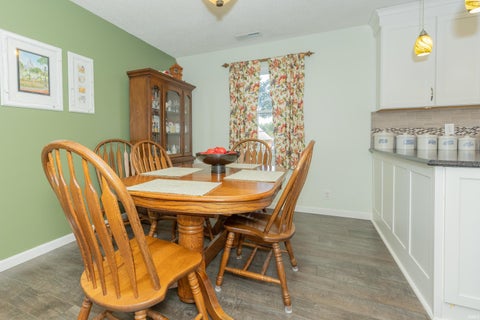 Tiny photo for 5635 Oak Ridge Drive, Evansville, IN 47711 (MLS # 202632025)