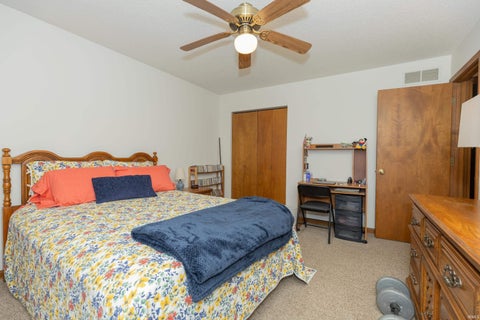 Tiny photo for 5635 Oak Ridge Drive, Evansville, IN 47711 (MLS # 202632025)