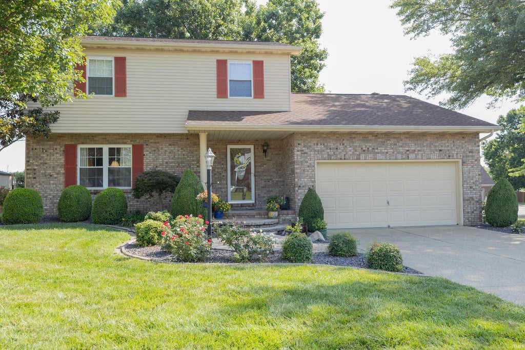 Photo of 5635 Oak Ridge Drive, Evansville, IN 47711 (MLS # 202632025)