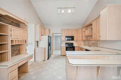 Tiny photo for 521 Sagebrush Drive, Kokomo, IN 46901 (MLS # 202631635)