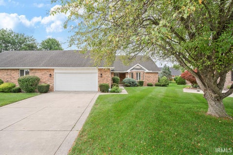 Photo of 521 Sagebrush Drive, Kokomo, IN 46901 (MLS # 202631635)