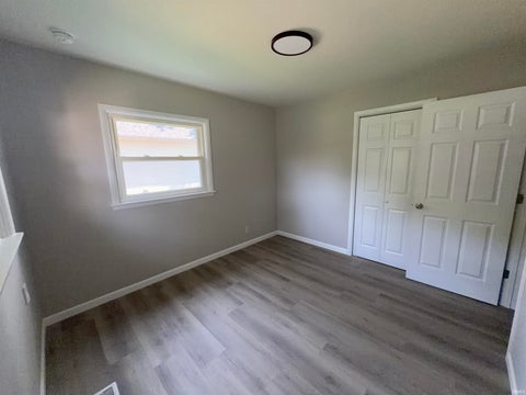 Tiny photo for 1661 Jeanette Avenue, Evansville, IN 47714 (MLS # 202628973)