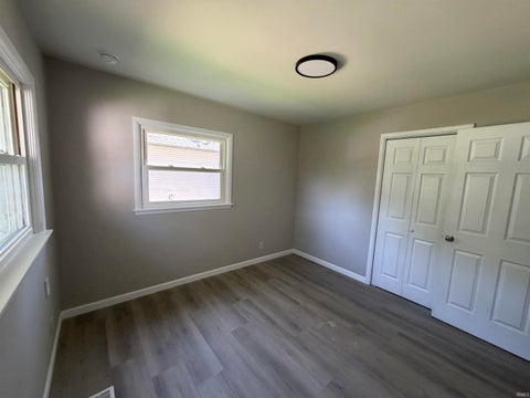 Tiny photo for 1661 Jeanette Avenue, Evansville, IN 47714 (MLS # 202628973)