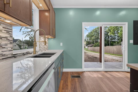 Tiny photo for 1217 Smead Street, Logansport, IN 46947 (MLS # 202640010)