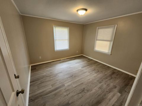 Tiny photo for 1150 E Olmstead Avenue, Evansville, IN 47711 (MLS # 202613990)