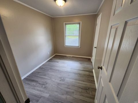 Tiny photo for 1150 E Olmstead Avenue, Evansville, IN 47711 (MLS # 202613990)