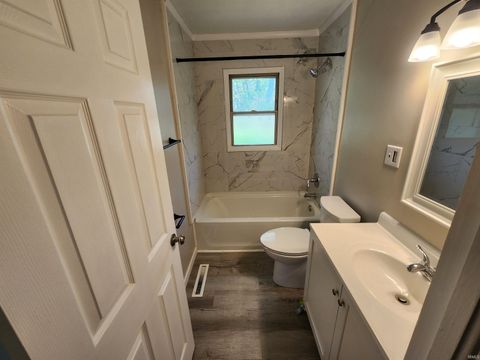 Tiny photo for 1150 E Olmstead Avenue, Evansville, IN 47711 (MLS # 202613990)