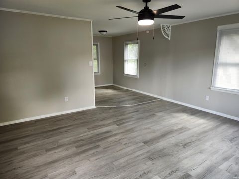 Tiny photo for 1150 E Olmstead Avenue, Evansville, IN 47711 (MLS # 202613990)