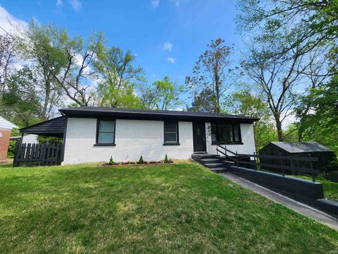 Photo of 1150 E Olmstead Avenue, Evansville, IN 47711 (MLS # 202613990)