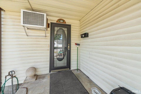 Tiny photo for 615 S Street, Bedford, IN 47421 (MLS # 202644823)