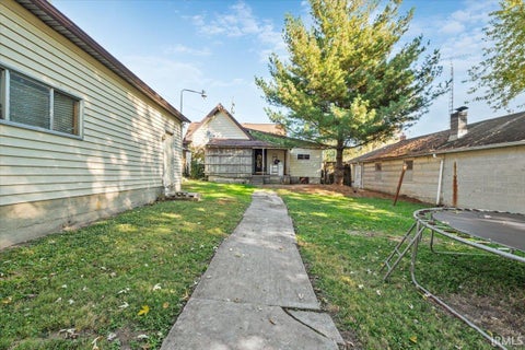 Tiny photo for 615 S Street, Bedford, IN 47421 (MLS # 202644823)