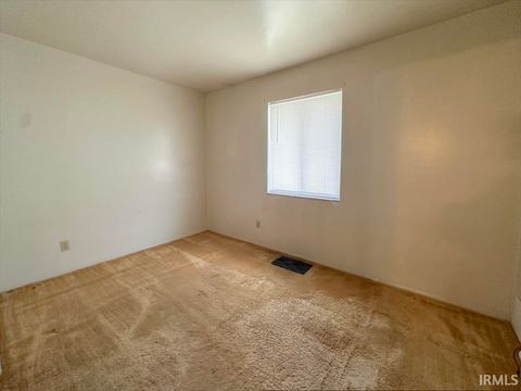 Tiny photo for 1917 NORTHVIEW Boulevard, Kokomo, IN 46901 (MLS # 202617077)
